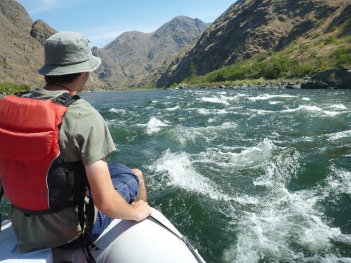 go-whitewater-rafting-on-the-snake-river-in-jackson-hole-wyoming