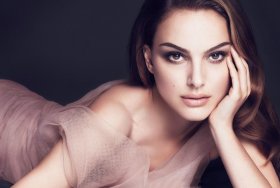 Natalie Portman ����Dior DiorSkin Foreve