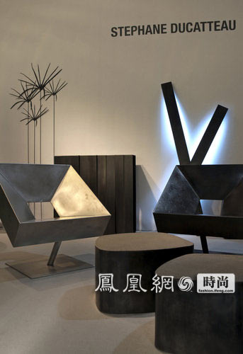 2009��1��22 �C 27���ڼ䣬MAISON&OBJET����Ҿ�װ�β������MEUBLE PARIS������ʼҾ߲����ᣬΪרҵ���ڴ����Ҿ�װ���������µĴ��⳱���͸��߶˵Ĳ�Ʒ�����µĳ���������������ʦ�ĵ����������Ǳ��첩��������רҵ���ڵ����㡣 