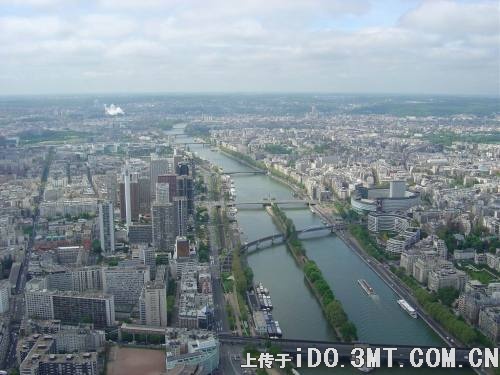 点击看大图 航拍巴黎:城市美景尽收眼底(图)