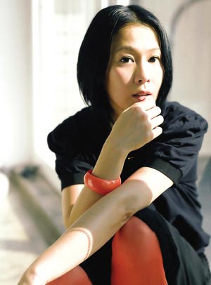 明星成名前工作曝光:跟班刘若英