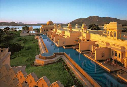 ӡ���ڴ���Oberoi Udaivilas�Ƶ�Kohinoor�׷�