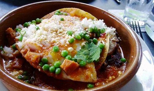 Huevos Motule&ntilde;os