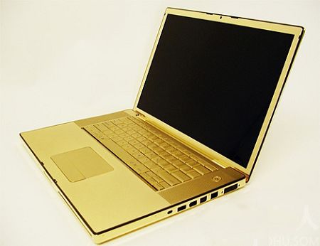 ͬʱ�ƽ�ˮ�����ԣ��Ͳ��ɵ�����������˵�е�Gold Macbook Pro��24k�ƽ������ʯ����Ļƽ�Macbook���ۼ۾�˵��8000��Ԫ��