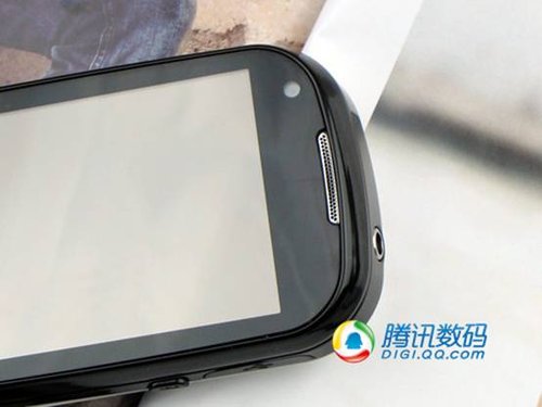 时尚全键盘 酷毕messaging B5310U评测