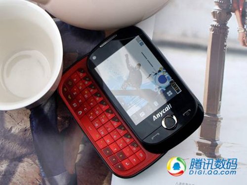 时尚全键盘 酷毕messaging B5310U评测