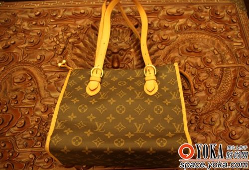 ���ظ���˹�����ݳ�Ʒ�� �����������Ǯ