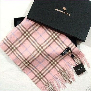 Burberry��Χ���ѳ�Ϊ�����еľ���