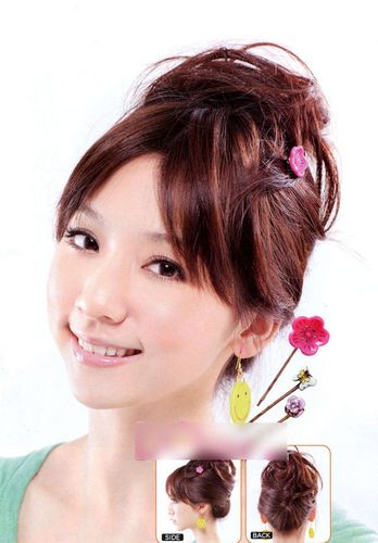 点击图片可在新窗口打开 情人节亮出最IN发饰最俏发型