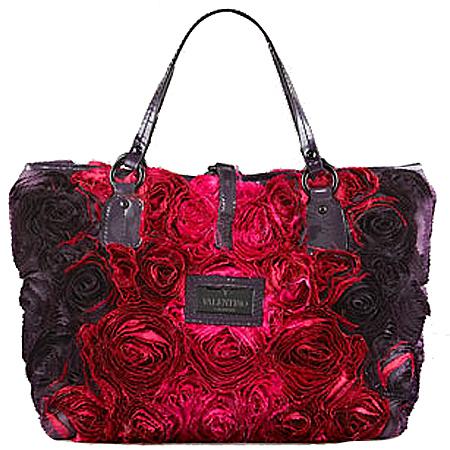 华伦天奴Valentino