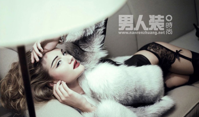《变形金刚》女主角:罗西汉丁顿性感内衣写真 - tonnyjia - TONNY.J CLUB 《变形金刚》女主角:罗西汉丁顿性感内衣写真 - tonnyjia - TONNY.J CLUB