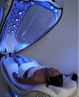 ����������LED��Ħ��(Alpha Oxy-LED Light Spa Capsule)