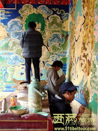 热振寺:几十万株古柏怀抱中的寺院 热振寺:几十万株古柏怀抱中的寺院