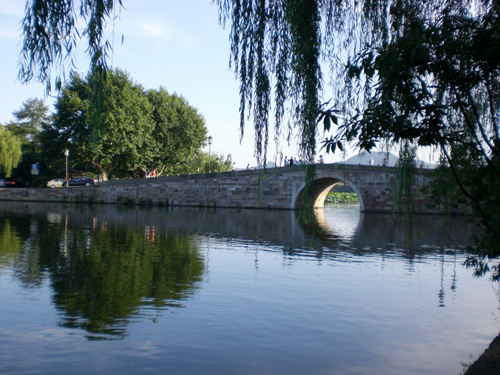 20110328041818103.jpg