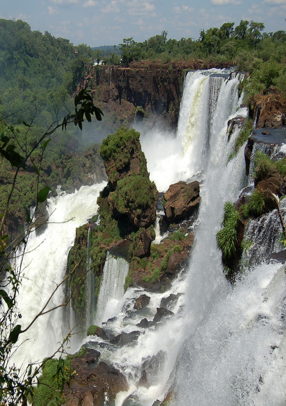 The Iguazu Waterfalls The Iguazu Waterfalls