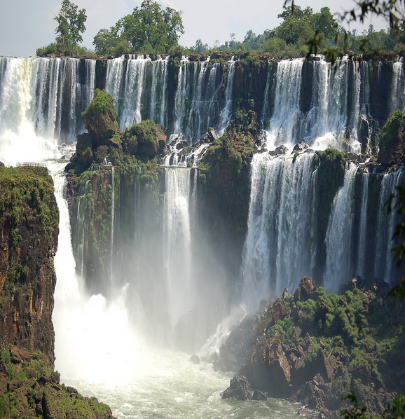 The Iguazu Waterfalls The Iguazu Waterfalls