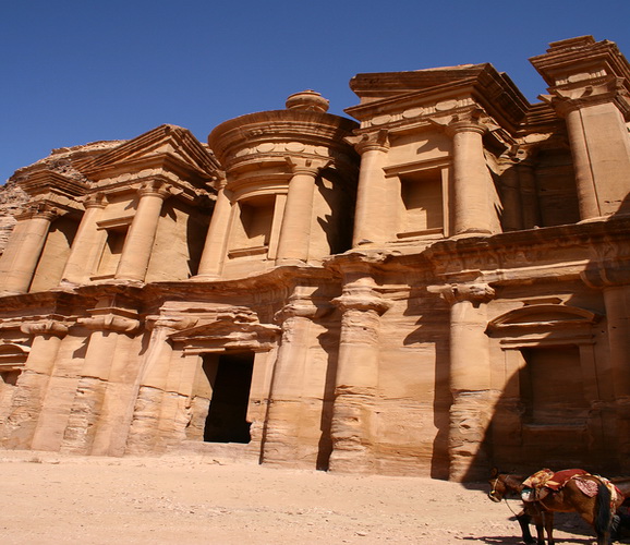 Petra Petra